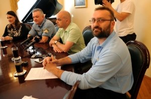 Slika slike-vijesti/2015 godina/prometni redar1w.jpg